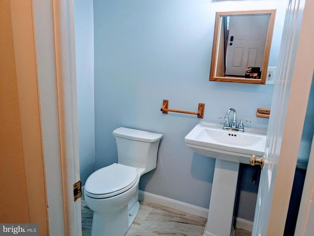 8856 YOUNGSEA PL, Columbia, MD 21045