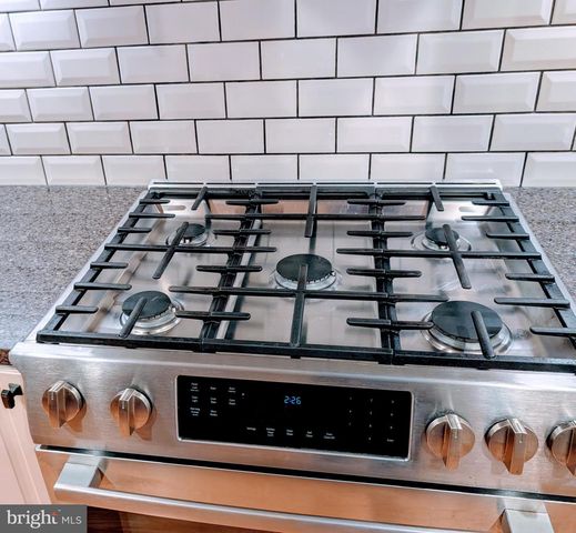 8856 YOUNGSEA PL, Columbia, MD 21045