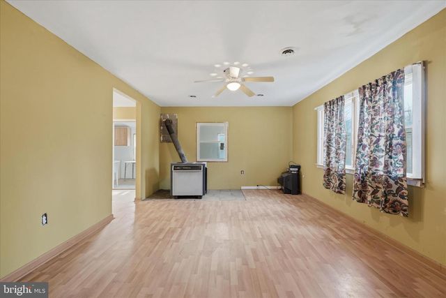 AA ROGERS, Augusta, WV 26704