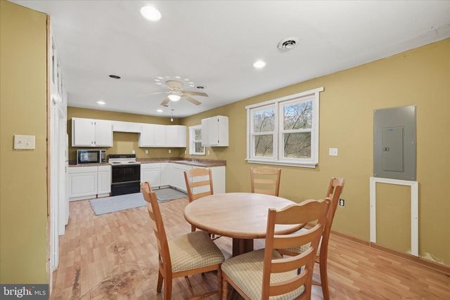 AA ROGERS, Augusta, WV 26704