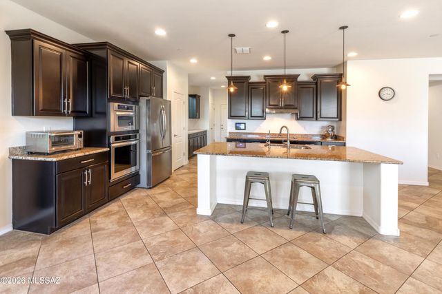12421 N Summer Wind Drive, Marana, AZ 85658