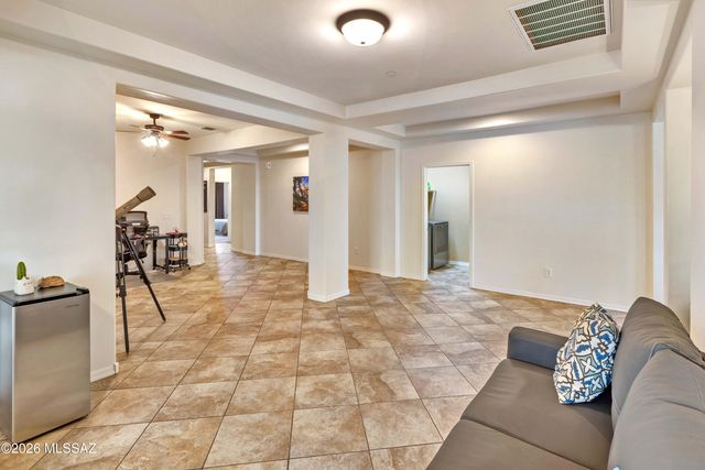 12421 N Summer Wind Drive, Marana, AZ 85658