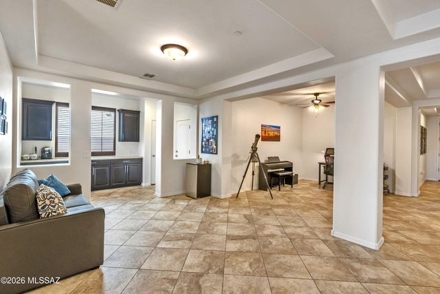 12421 N Summer Wind Drive, Marana, AZ 85658
