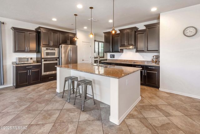 12421 N Summer Wind Drive, Marana, AZ 85658