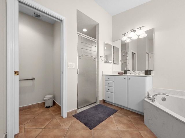 5320 Glenville Drive, Boynton Beach, FL 33437