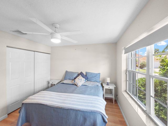 5320 Glenville Drive, Boynton Beach, FL 33437