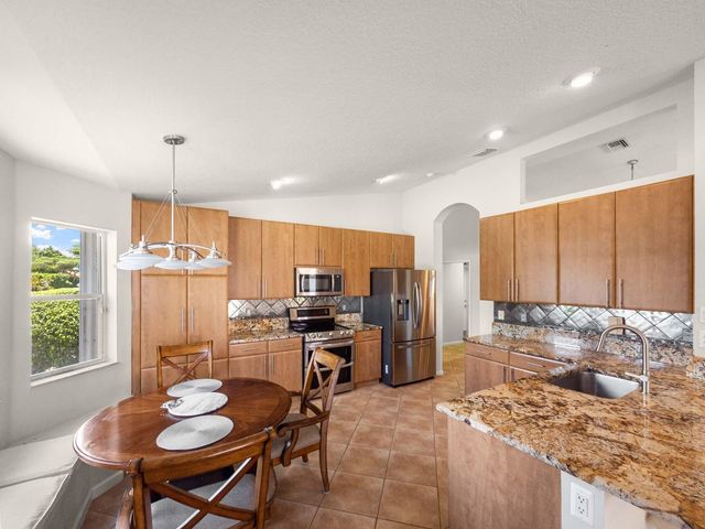 5320 Glenville Drive, Boynton Beach, FL 33437