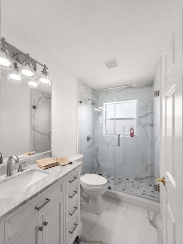 5320 Glenville Drive, Boynton Beach, FL 33437