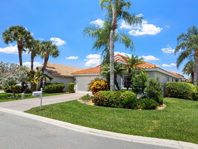 5320 Glenville Drive, Boynton Beach, FL 33437