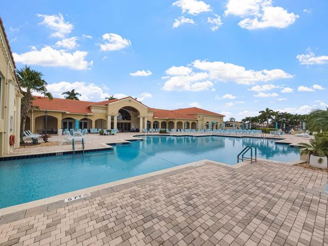 5320 Glenville Drive, Boynton Beach, FL 33437