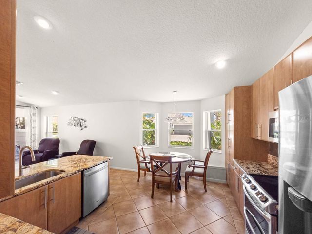 5320 Glenville Drive, Boynton Beach, FL 33437