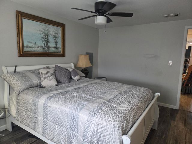 7838 SE Continental Drive, Hobe Sound, FL 33455