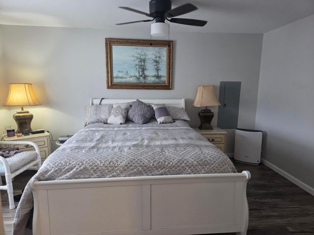 7838 SE Continental Drive, Hobe Sound, FL 33455