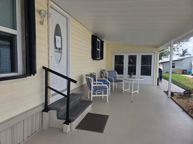 7838 SE Continental Drive, Hobe Sound, FL 33455