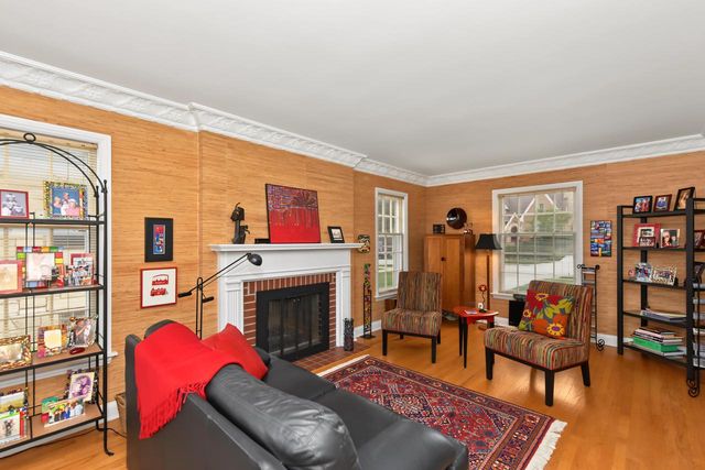 2520 Lefeber AVENUE, Wauwatosa, WI 53213