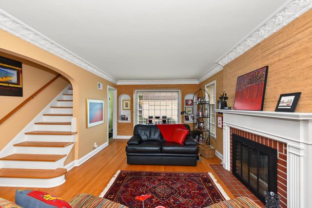 2520 Lefeber AVENUE, Wauwatosa, WI 53213
