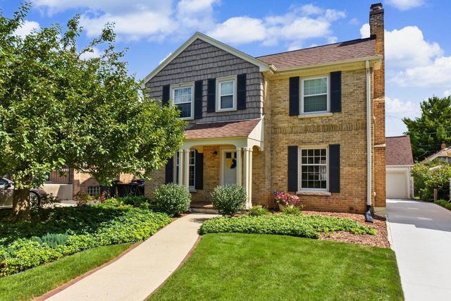 2520 Lefeber AVENUE, Wauwatosa, WI 53213