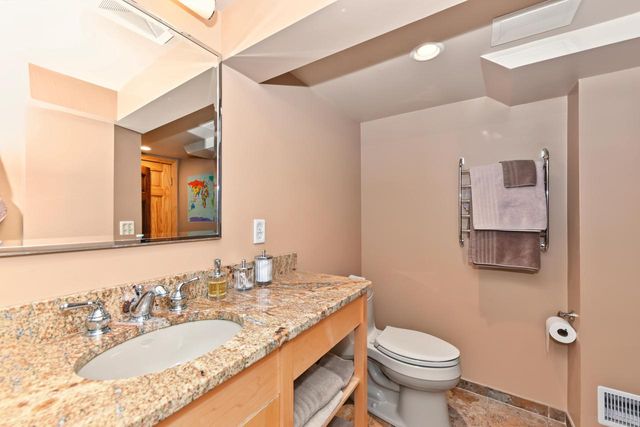 2520 Lefeber AVENUE, Wauwatosa, WI 53213