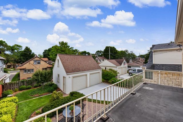 2520 Lefeber AVENUE, Wauwatosa, WI 53213