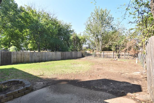 4902 S Hickory Avenue, Broken Arrow, OK 74011