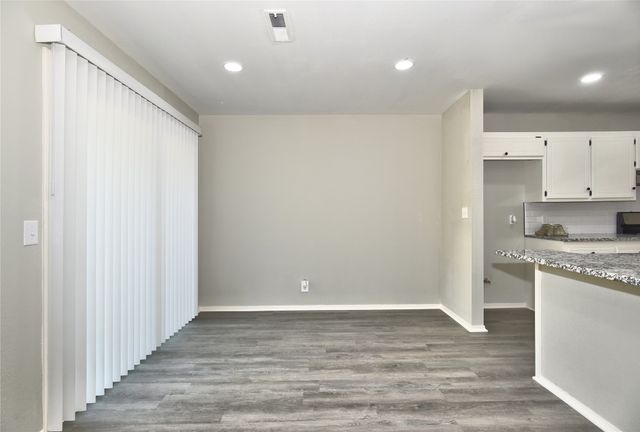 4902 S Hickory Avenue, Broken Arrow, OK 74011