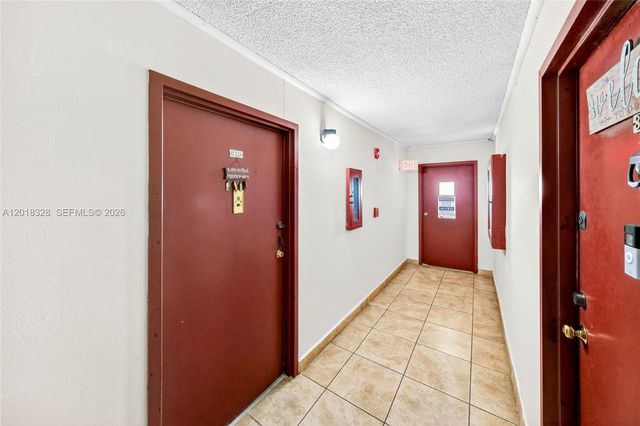 4801 NW 7th Street 810, Miami, FL 33126