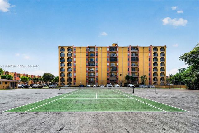 4801 NW 7th Street 810, Miami, FL 33126