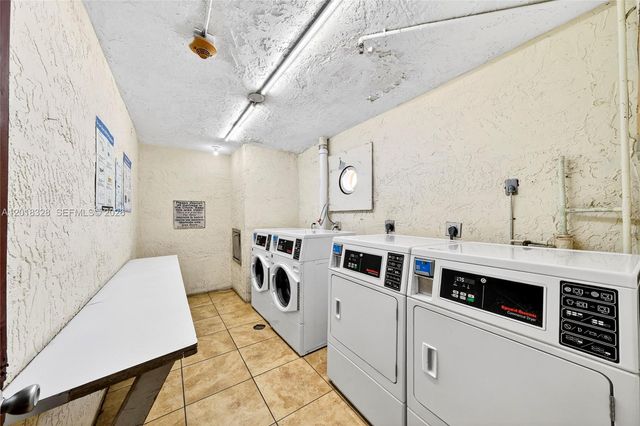 4801 NW 7th Street 810, Miami, FL 33126