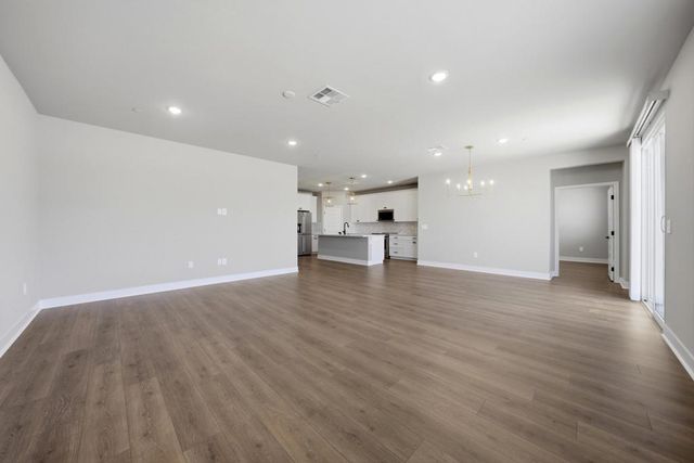 74825 Trousdale Drive, Palm Desert, CA 92211