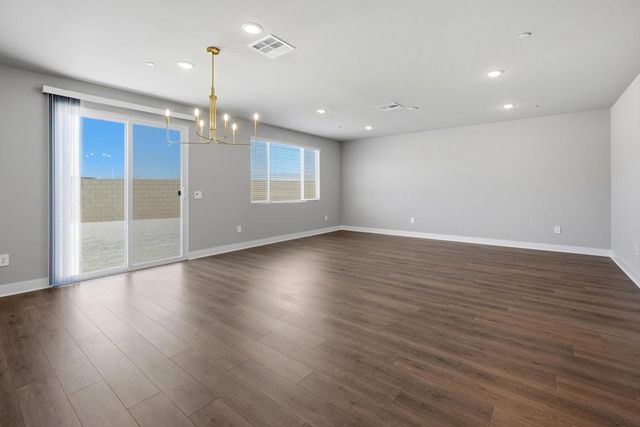 74825 Trousdale Drive, Palm Desert, CA 92211