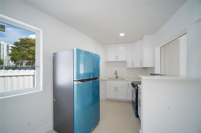 2388-2390 NE 173rd Street, North Miami Beach, FL 33160