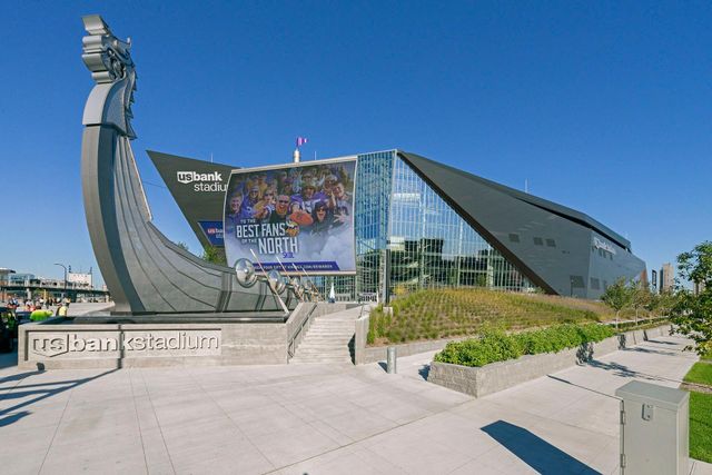 66 9th Street E 2115, Saint Paul, MN 55101