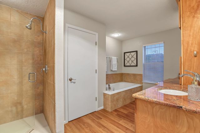 12601 Carmel Court NE, Albuquerque, NM 87122