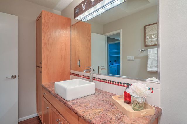 12601 Carmel Court NE, Albuquerque, NM 87122