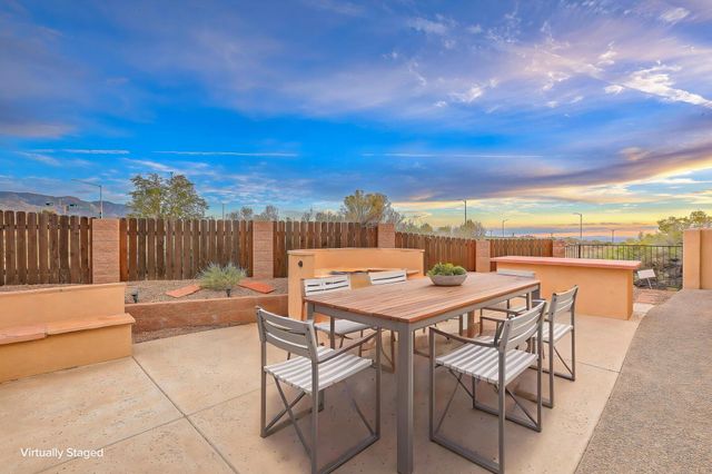 12601 Carmel Court NE, Albuquerque, NM 87122