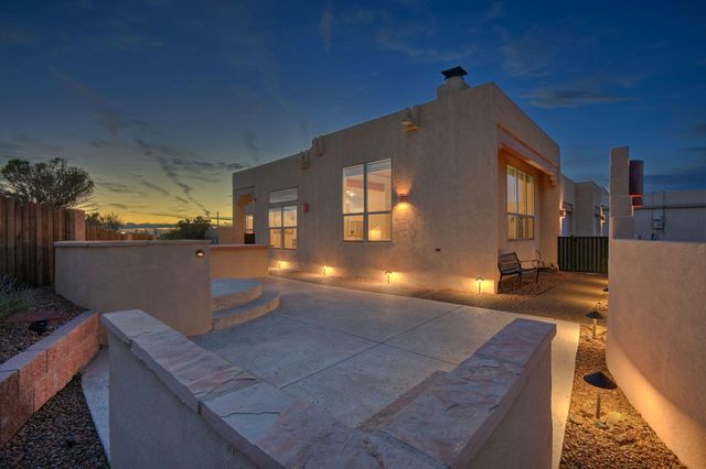 12601 Carmel Court NE, Albuquerque, NM 87122