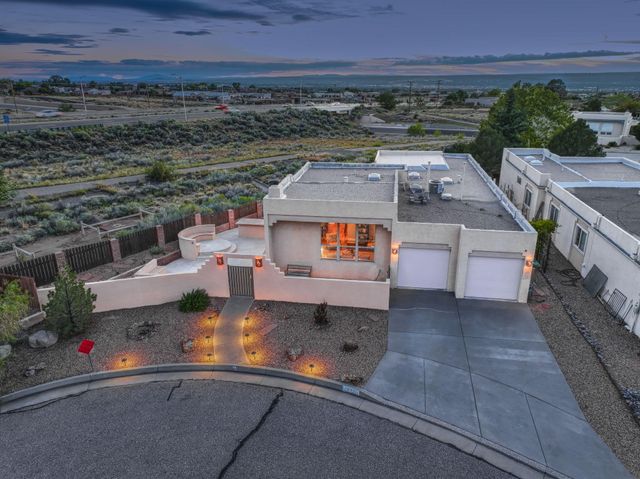 12601 Carmel Court NE, Albuquerque, NM 87122