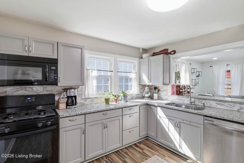 171 N Jane St, Louisville, KY 40206
