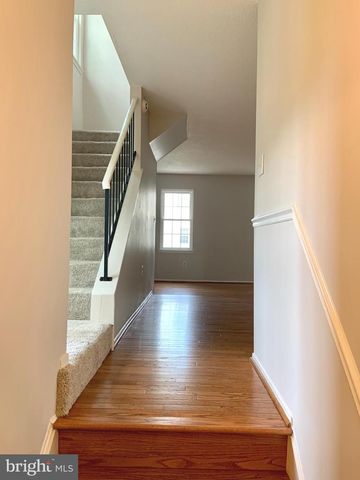 2438 RIDGEHAMPTON CT, Reston, VA 20191