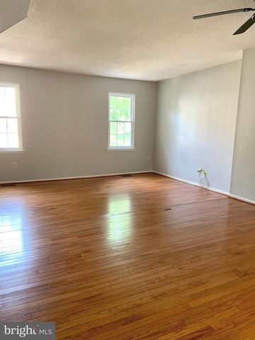 2438 RIDGEHAMPTON CT, Reston, VA 20191