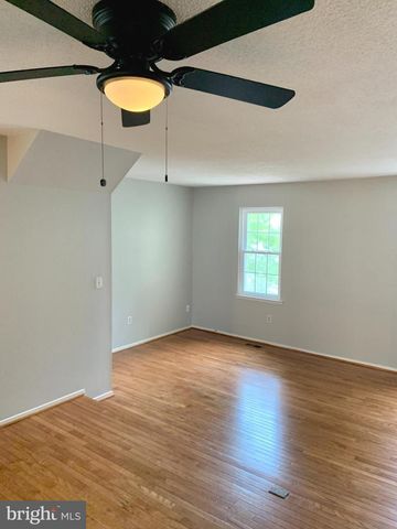 2438 RIDGEHAMPTON CT, Reston, VA 20191