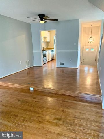2438 RIDGEHAMPTON CT, Reston, VA 20191