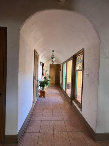 911 S Main Street, Childress, TX 79201