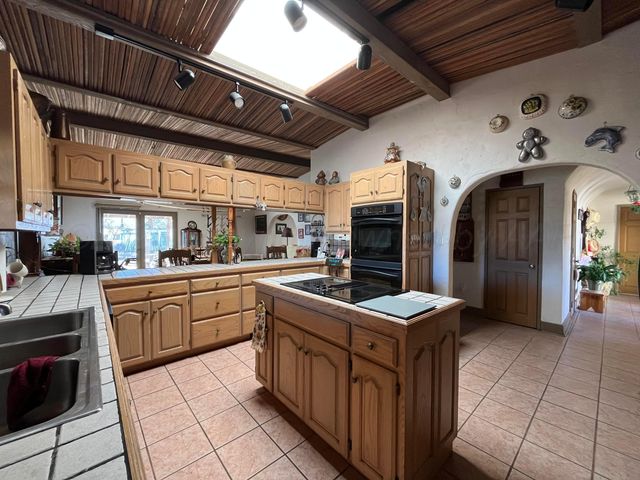 911 S Main Street, Childress, TX 79201