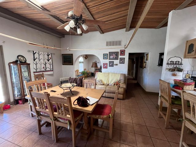 911 S Main Street, Childress, TX 79201