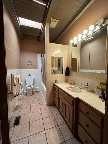 911 S Main Street, Childress, TX 79201