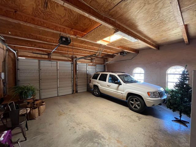 911 S Main Street, Childress, TX 79201