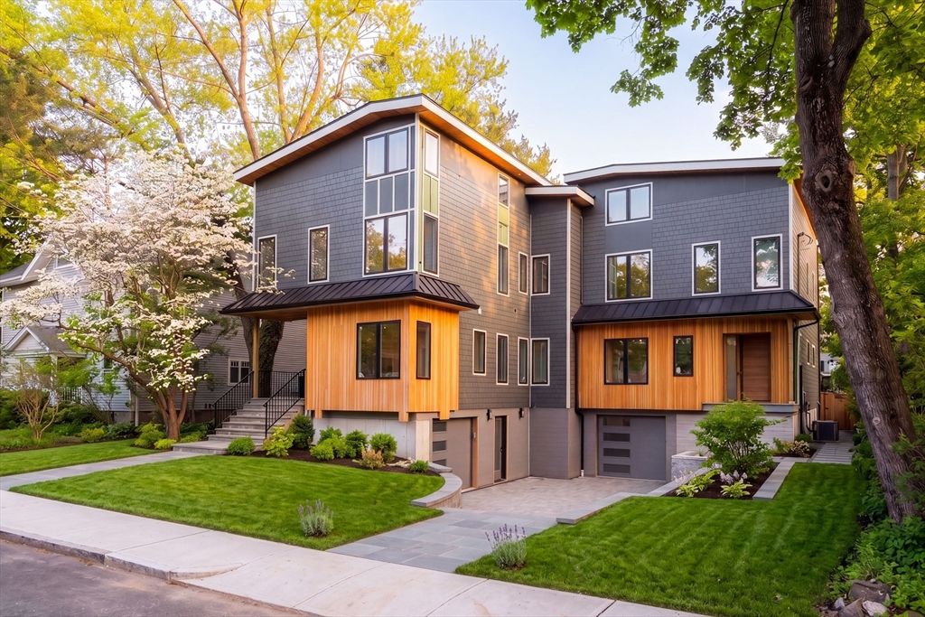 19-21 Maple Park 21, Newton, MA 02459
