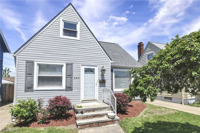 6214 Snow Road, Parma, OH 44129