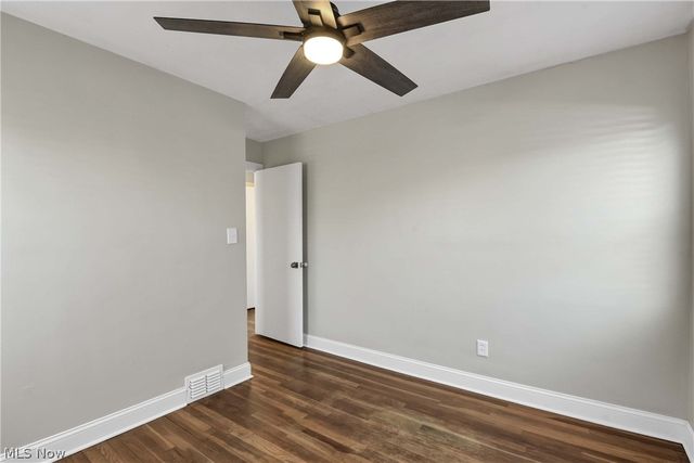 6214 Snow Road, Parma, OH 44129
